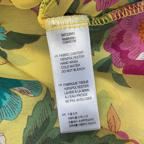 Forever 21 Floral Top - Picture 4 of 4